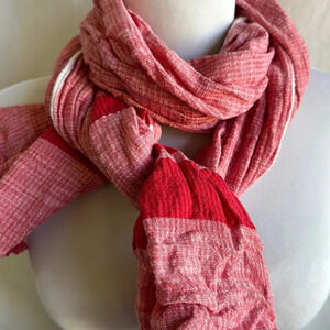 Warehouse Pro Edge Gym red and white scarf